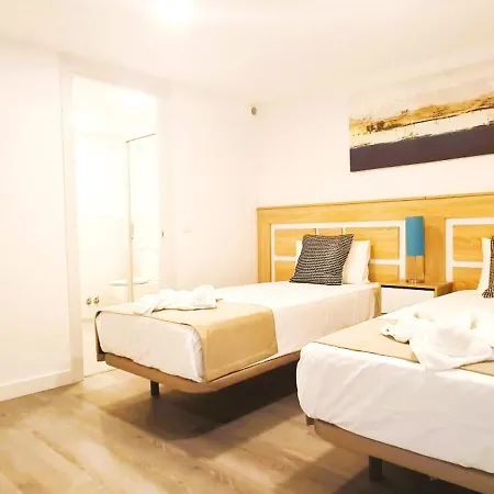 Ave Maria Apartment Madrid Exterior photo